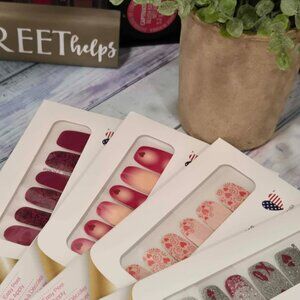 Color Street Valentine Press On Nail Design- Valentine #1